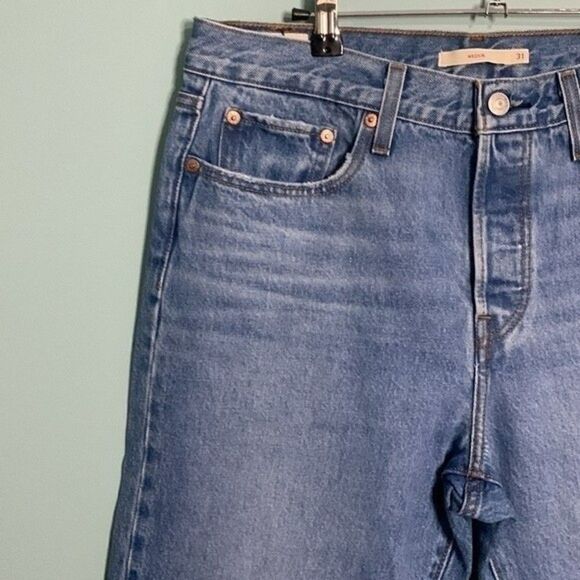 Levi’s Medium Wash Wedgie Jeans 31 NWOT - Picture 3 of 12